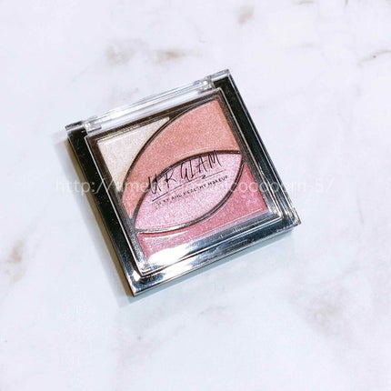 UR GLAM VELVET EYE COLOR PALETTE/U R GLAM/アイシャドウパレットを使ったクチコミ(1枚目)