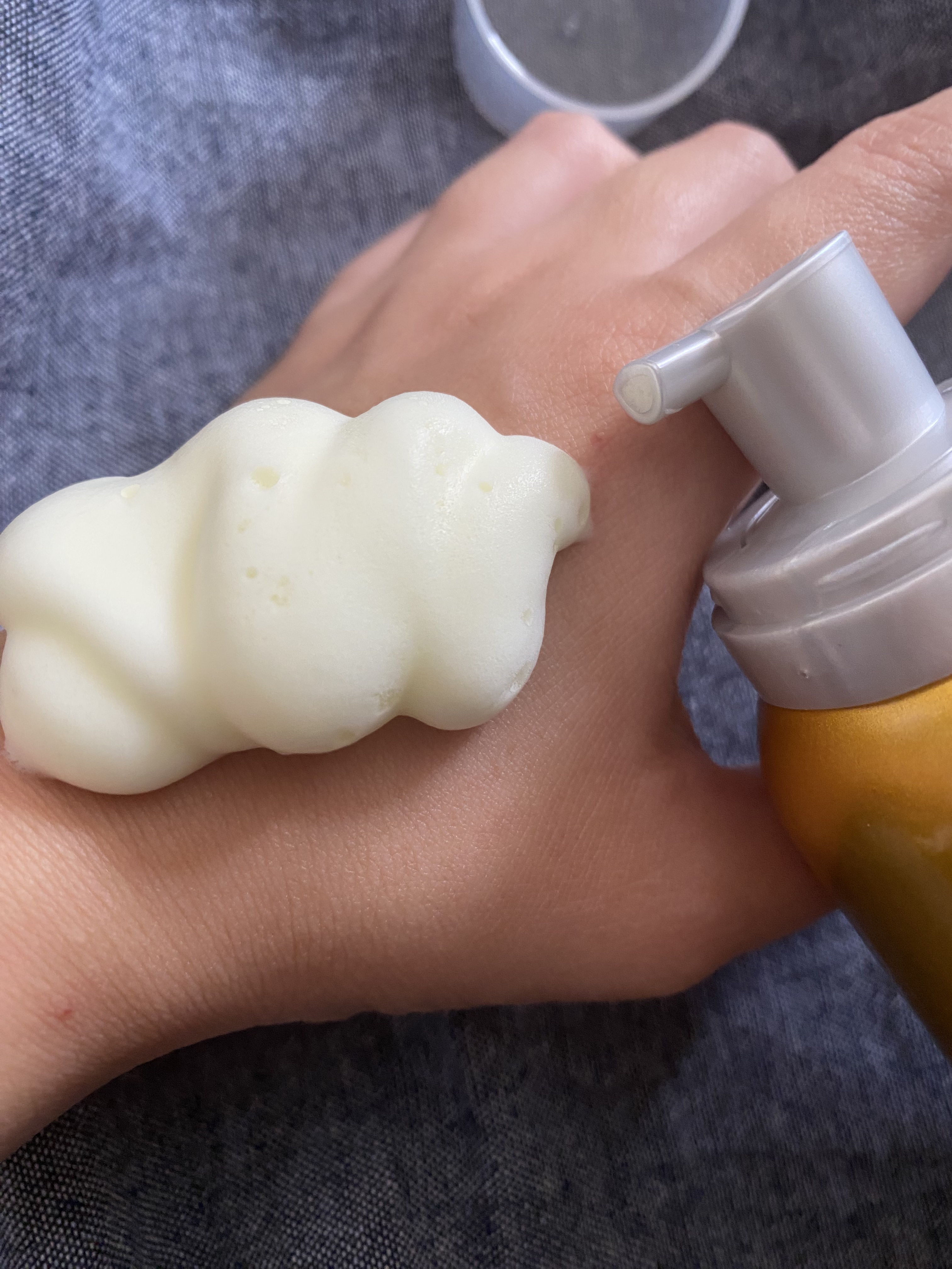 バブルエステ 炭酸洗顔フォーム/AMPULE SHOT/泡洗顔を使ったクチコミ（2枚目）