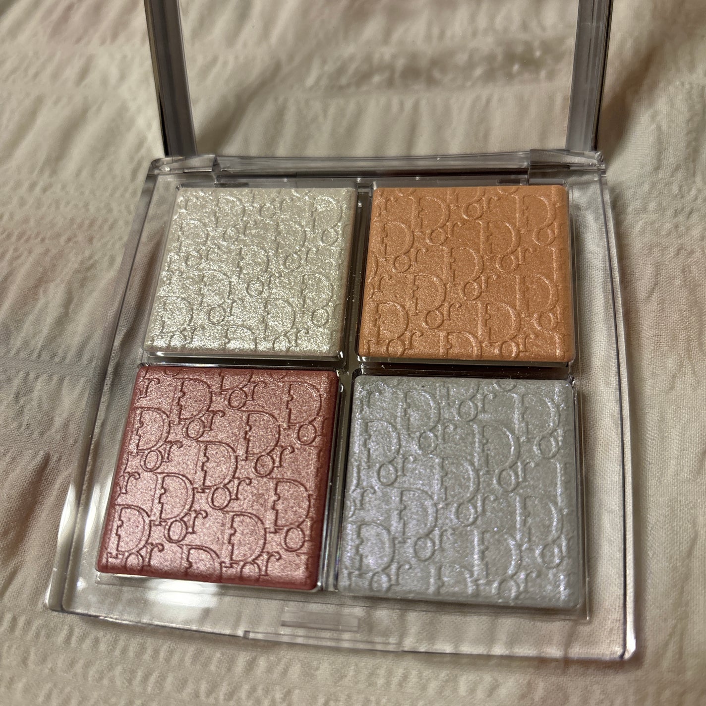 ディオール バックステージ フェイス グロウ パレット/Dior/ハイライトを使ったクチコミ(4枚目)