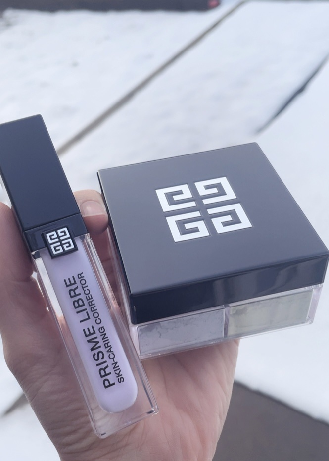 プリズム・リーブル・スキンケアリング・コレクター/GIVENCHY/化粧下地を使ったクチコミ（2枚目）