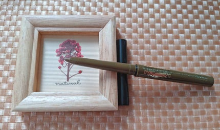 アヴァンセ ジョリ・エ ジョリ・エ クリーミィカラーライナー/アヴァンセ/ペンシルアイライナーを使ったクチコミ(4枚目)