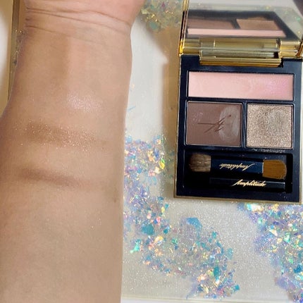 コンスピキュアス アイズ/Amplitude/アイシャドウパレットを使ったクチコミ(2枚目)