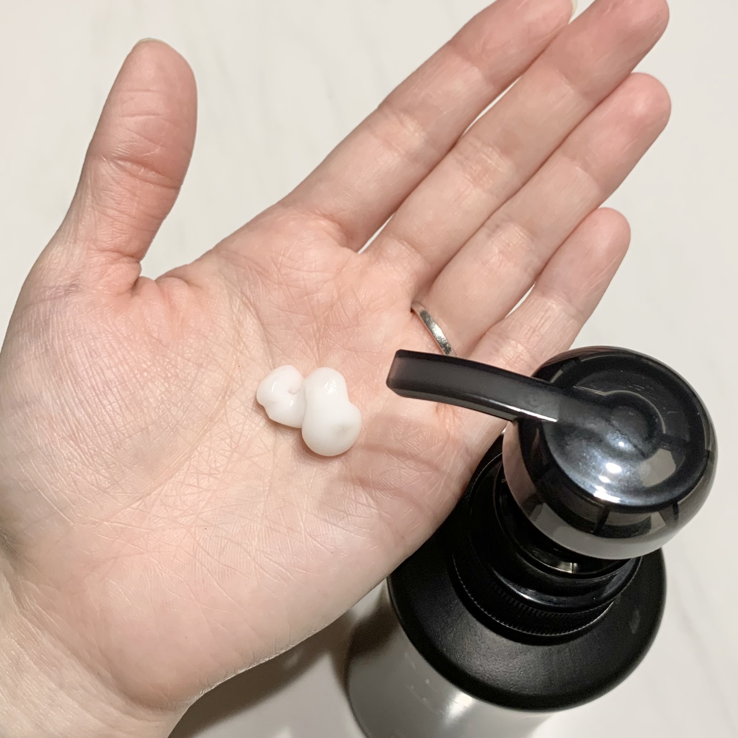 ブラック フレグランストリートメント/LEXILIS/洗い流すヘアトリートメントを使ったクチコミ（2枚目）