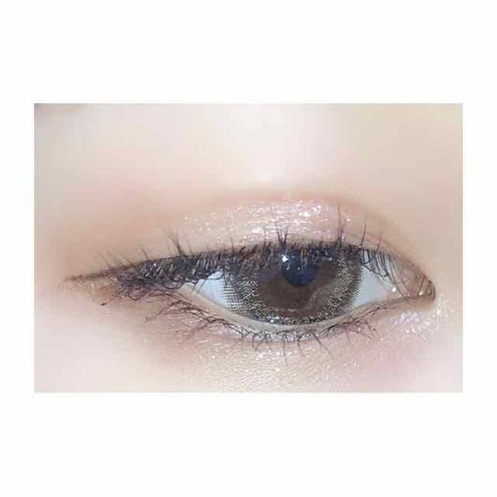 プリズム エアー シャドウ/CLIO/単色アイシャドウを使ったクチコミ（1枚目）