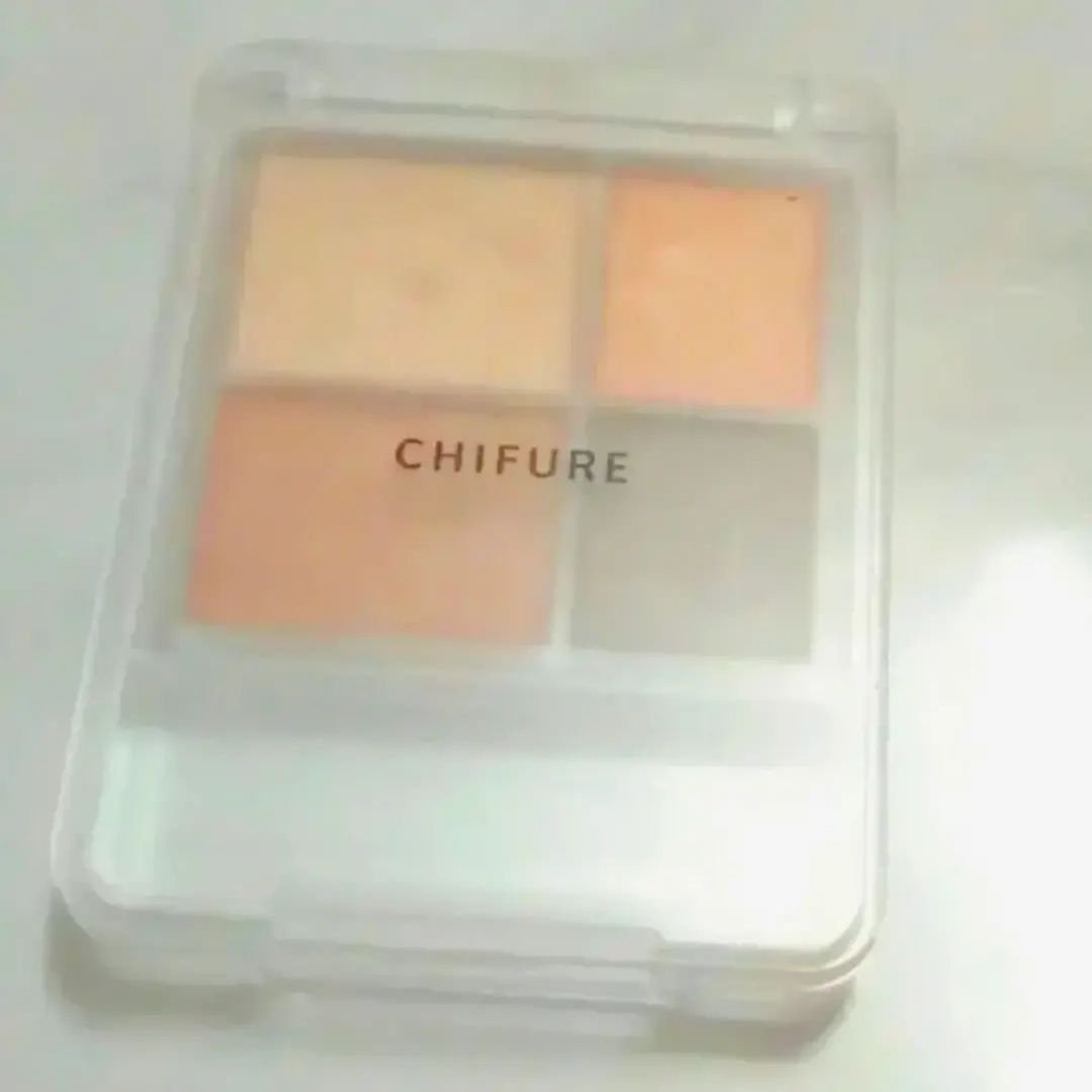 Lilytone 4色アイシャドウ/Lilytone/アイシャドウパレットを使ったクチコミ（1枚目）