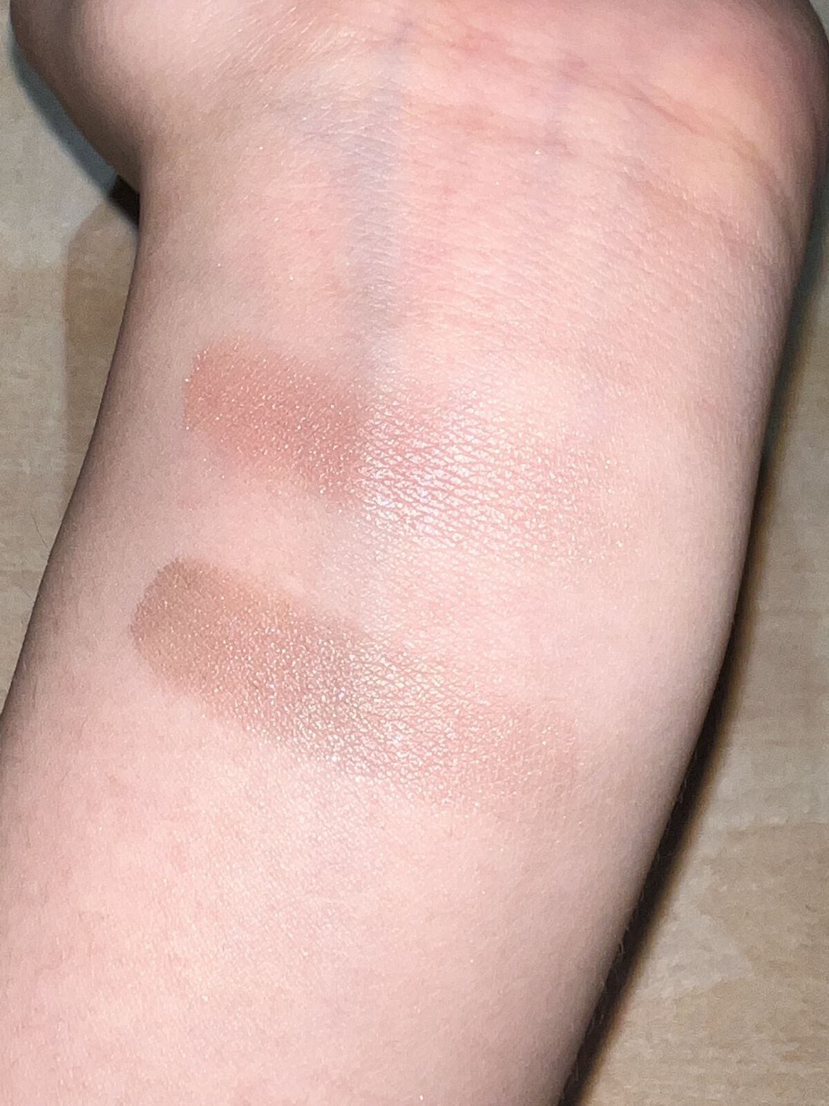 アディクション ザ アイシャドウ パール/ADDICTION/単色アイシャドウを使ったクチコミ（2枚目）