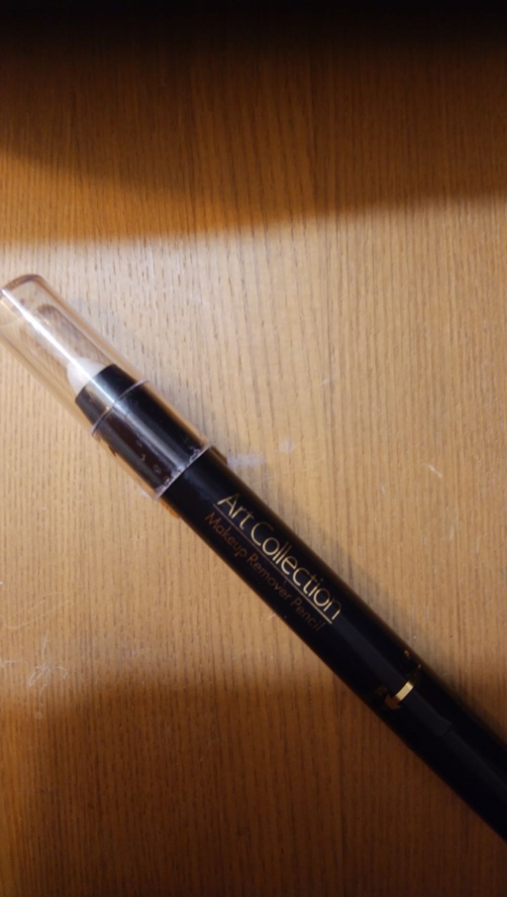 工藤綾 on LIPS 「【百均に急げ】ペン型のメイク落としで、部分的にガッツリメイクが..」(1枚目)