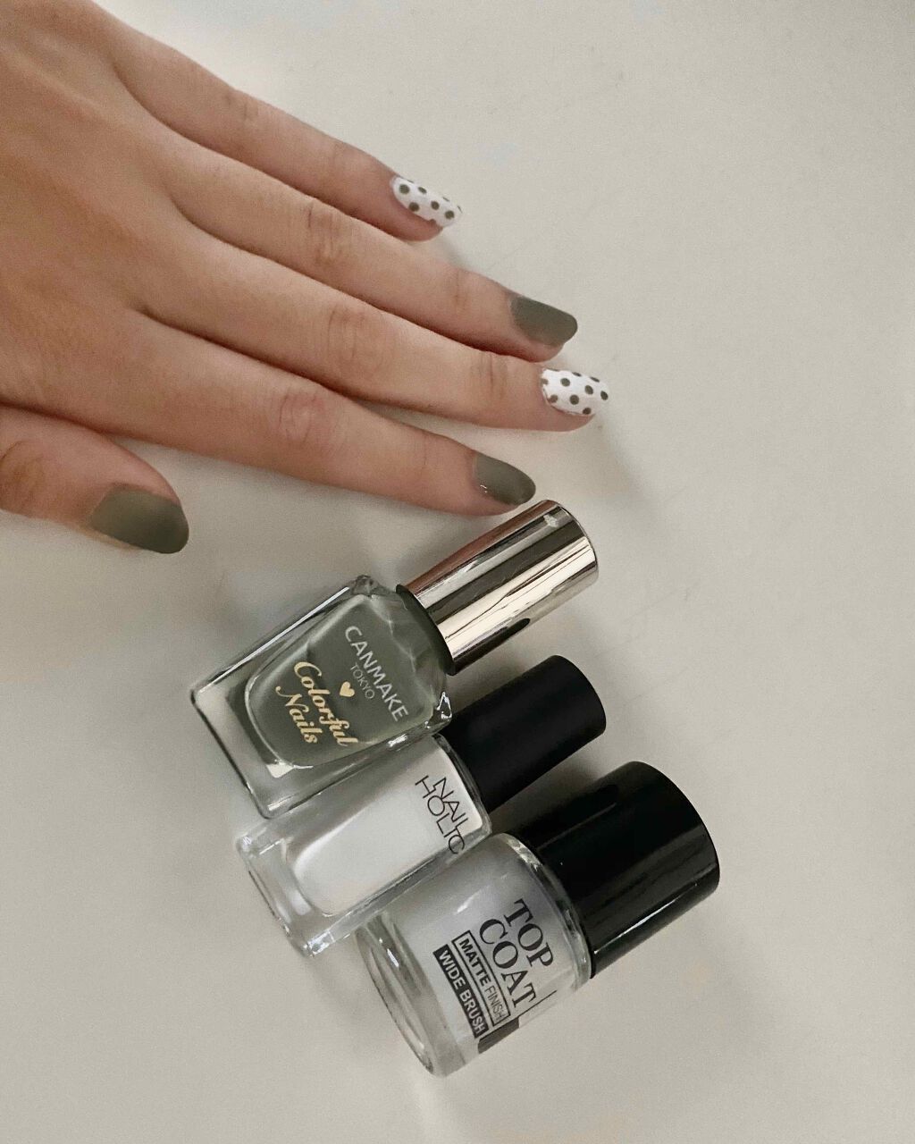 AT トップコート マットフィニッシュ/Art Collection/ネイルトップコートを使ったクチコミ（3枚目）