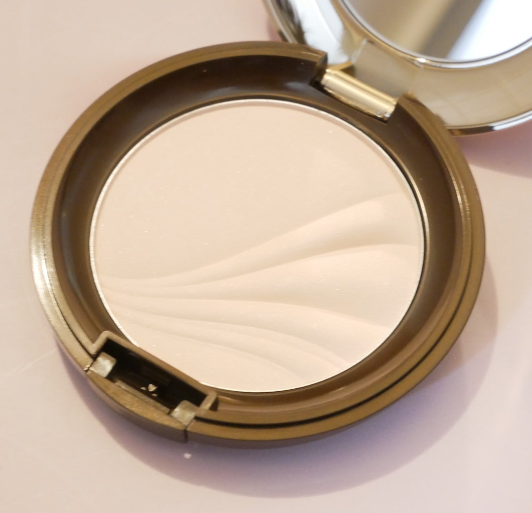 フェイスアップ プレストパウダー SPF23 / PA++/COVERMARK/プレストパウダーを使ったクチコミ(2枚目)