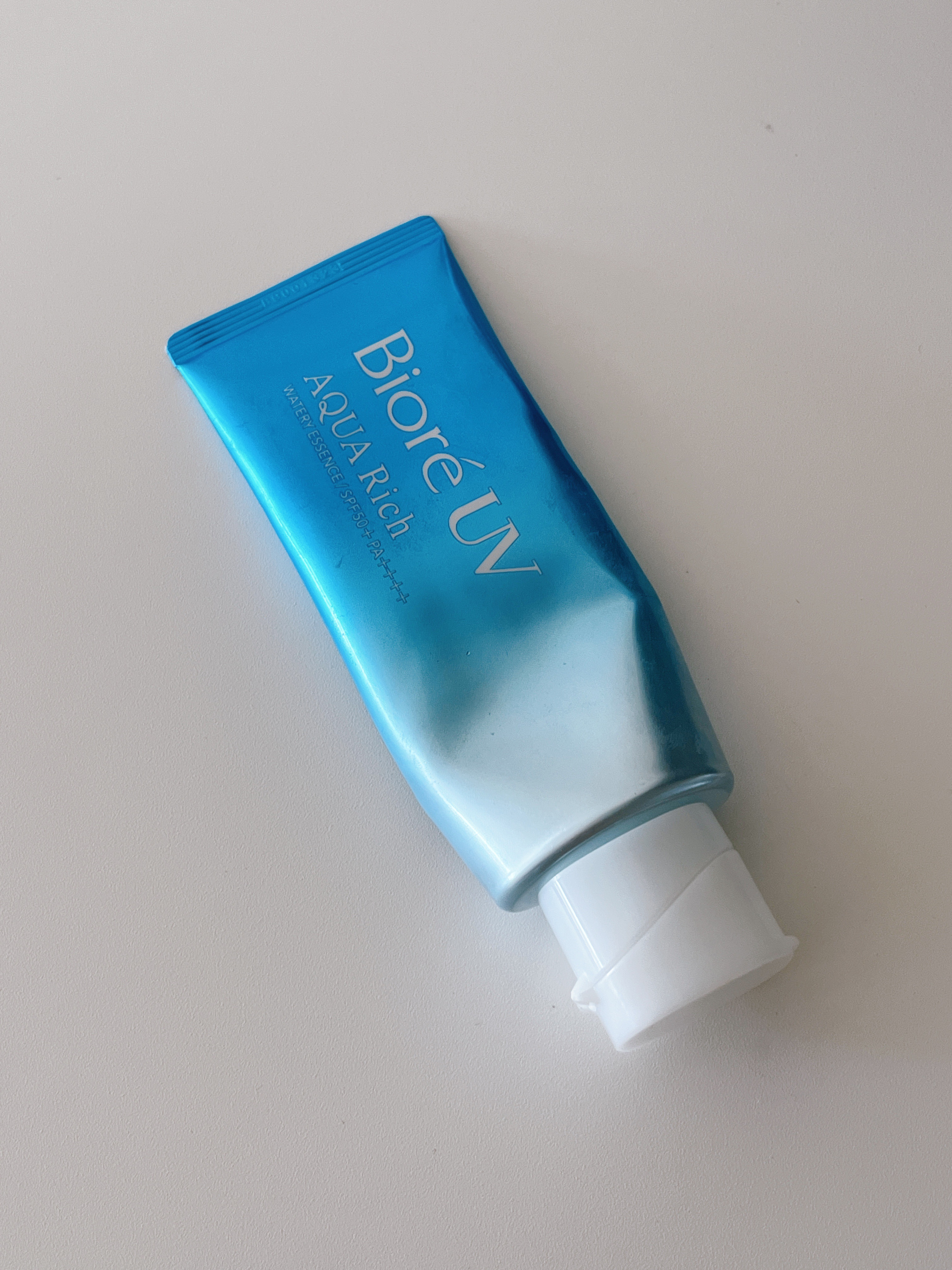 ビオレUV アクアリッチ ウォータリーエッセンス/ビオレ/日焼け止めローションを使ったクチコミ（2枚目）