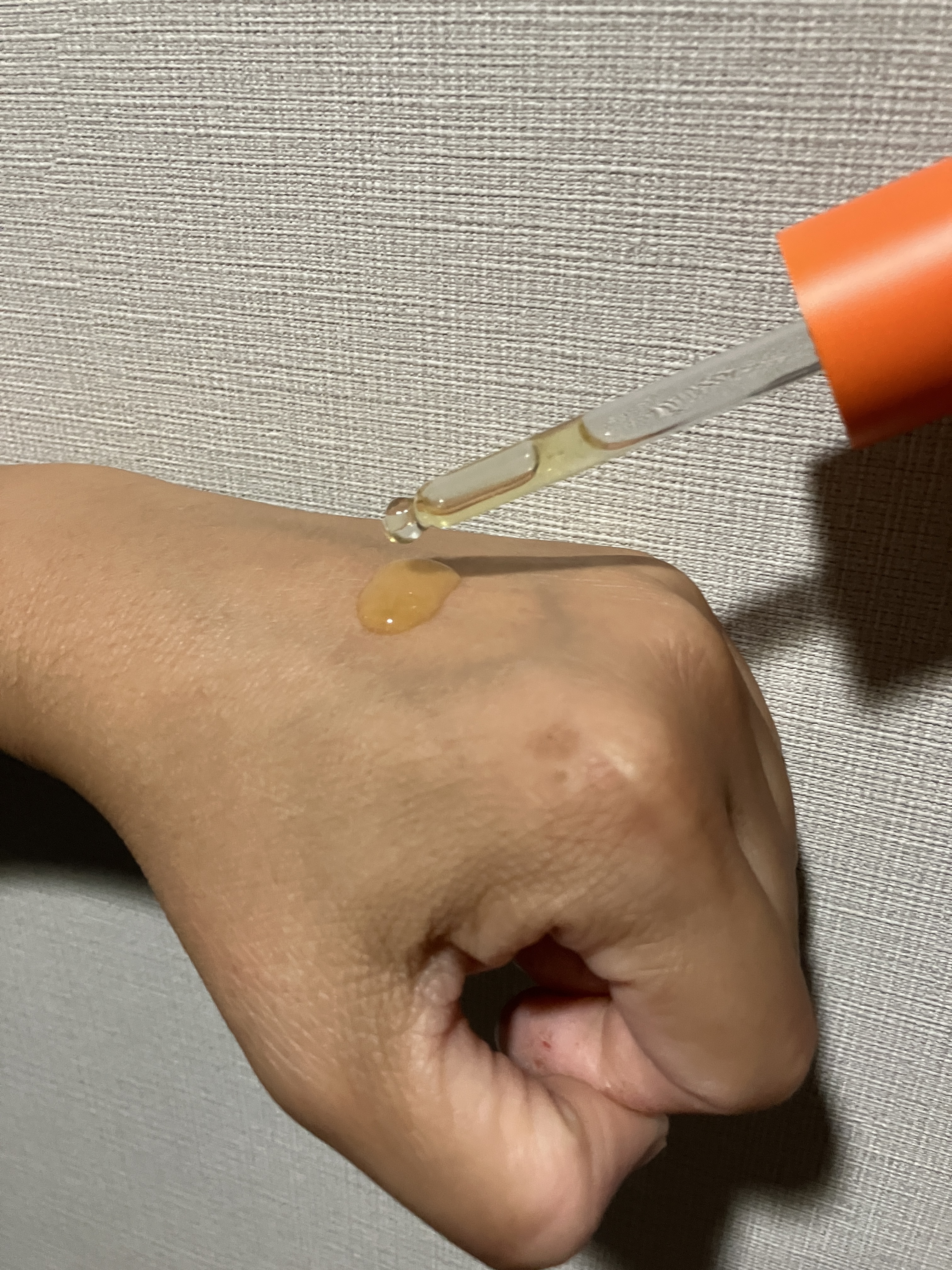 カラーフードシリーズオレンジオアシスセラム/Tovegan/美容液を使ったクチコミ（2枚目）