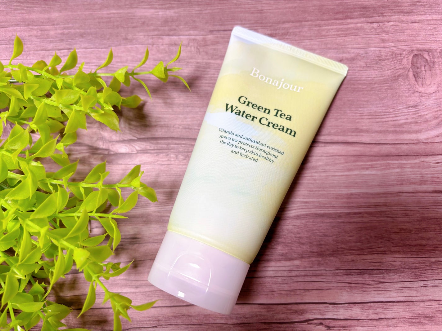 グリーンティーウォーターボム/Bonajour/フェイスクリームを使ったクチコミ(2枚目)