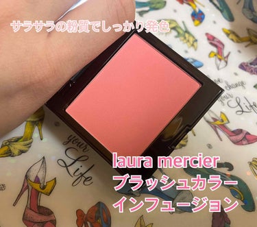 Laura mercier 
ブラッシュカラー インフュージョン
01 strawberry

チークをプチプラの物しか使ったことがなかったので、一回デパコスの物を使用してみたいなと思い購入しました。
