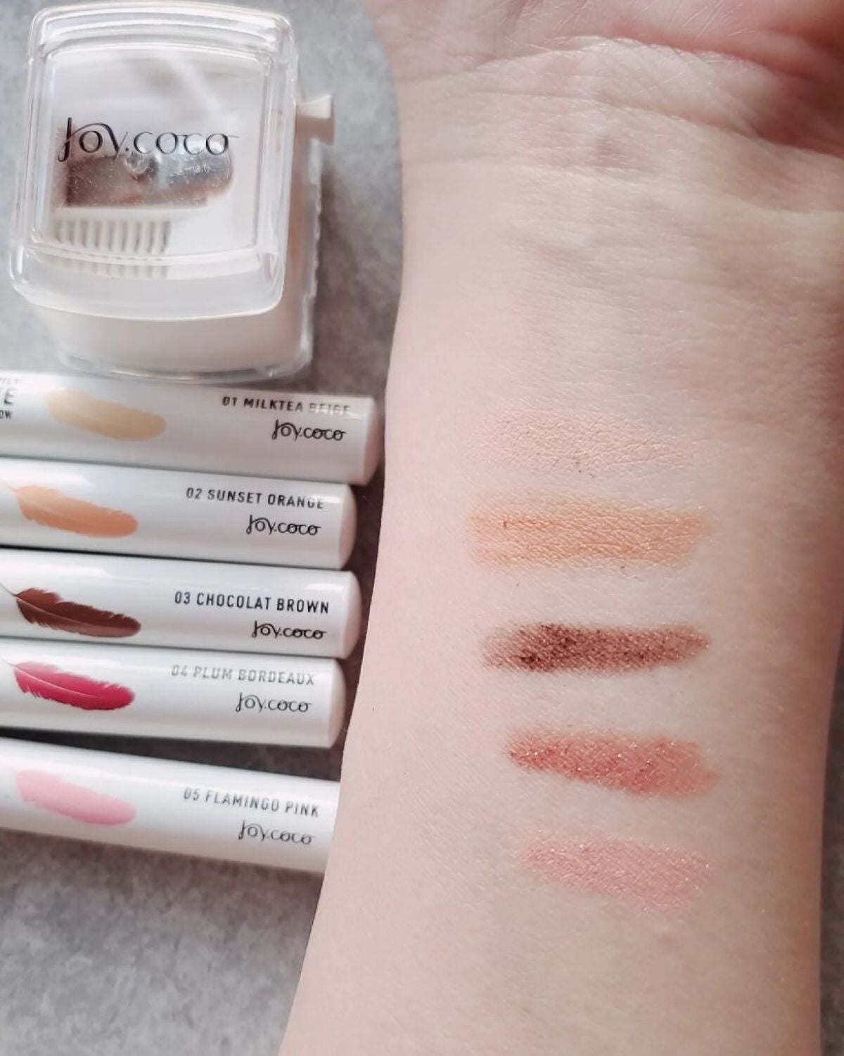 ジョイココ エアリーアイシャドウ/Joy.coco(ジョイココ)/単色アイシャドウを使ったクチコミ(3枚目)