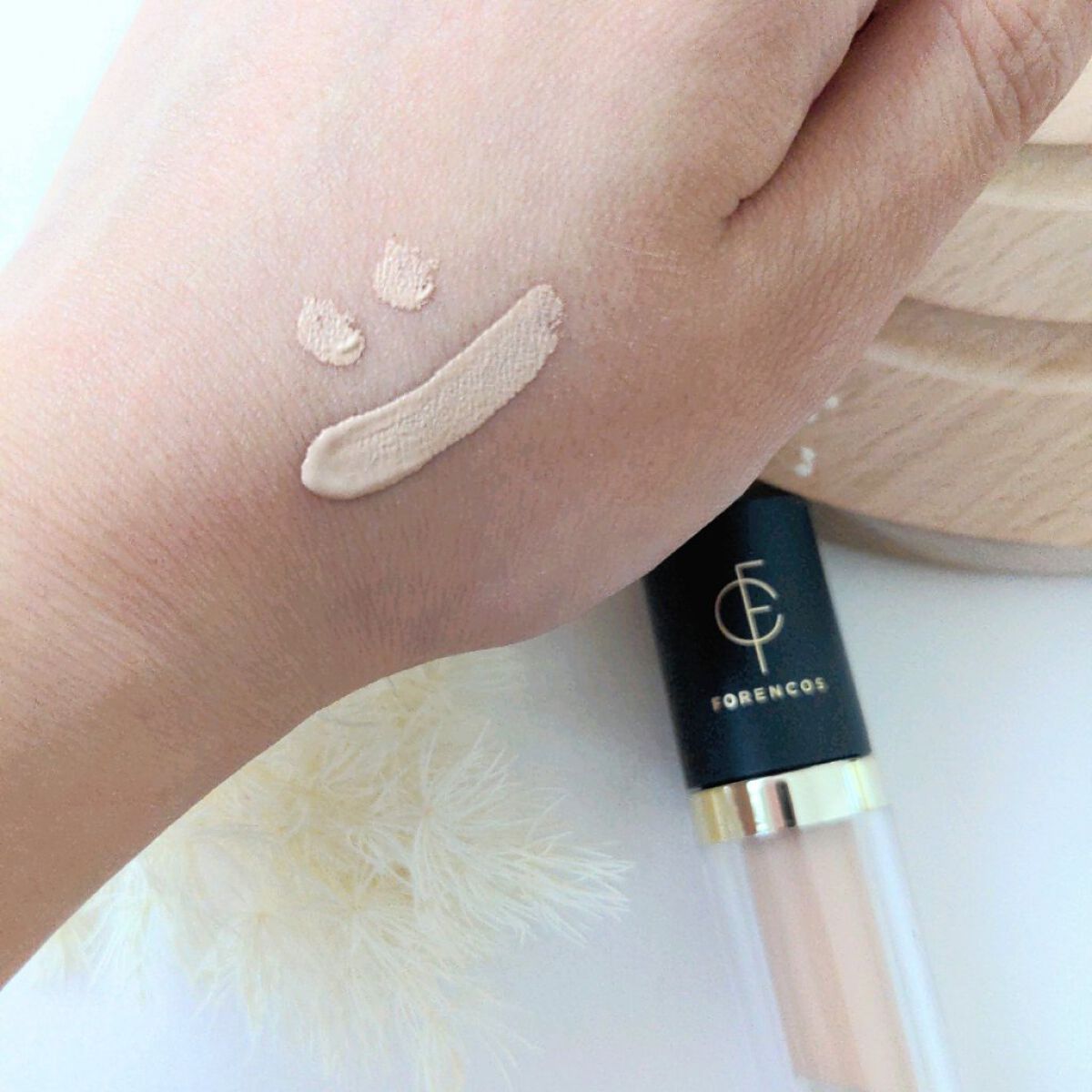 タトゥーウォータープルーフスカーコンシーラー/フォレンコス/リキッドコンシーラーを使ったクチコミ（3枚目）