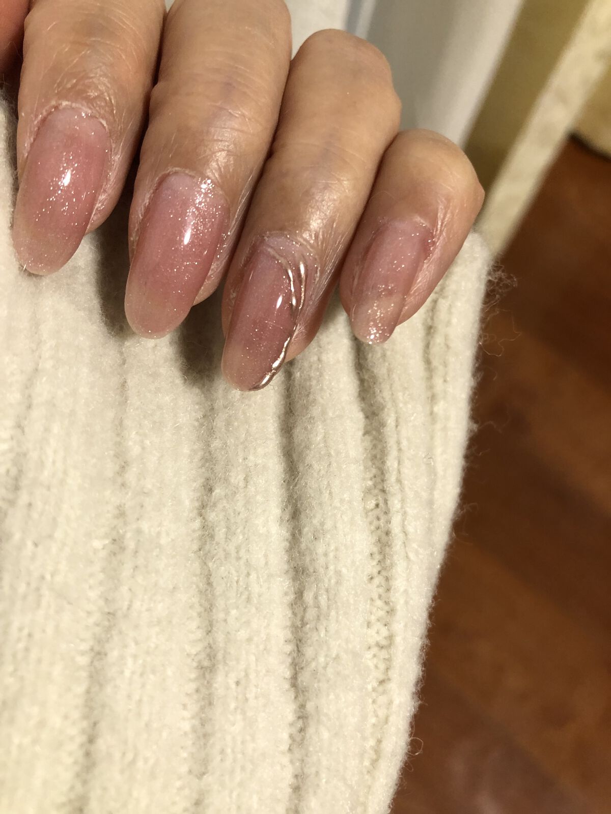 エムジェル ノンワイプトップジェル/Mpetit Japan/ジェルネイルを使ったクチコミ（2枚目）