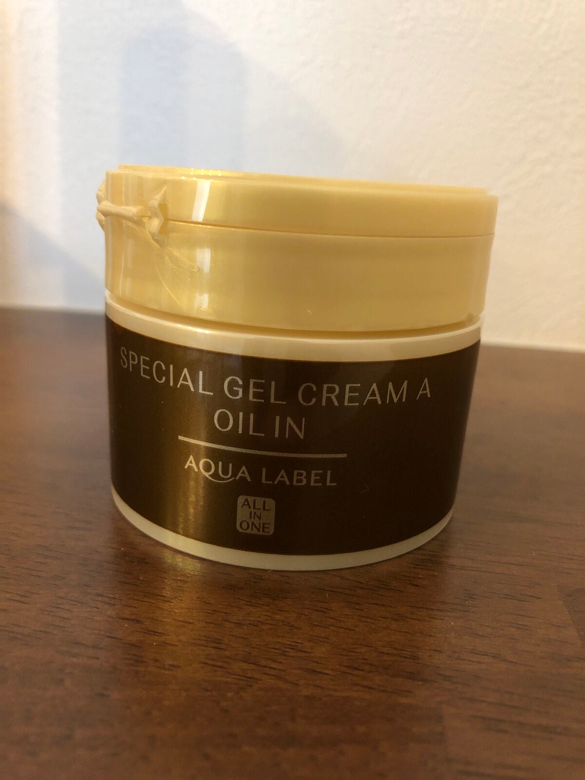 スペシャルジェルクリームA(オイルイン)/アクアレーベル/オールインワン化粧品を使ったクチコミ(3枚目)