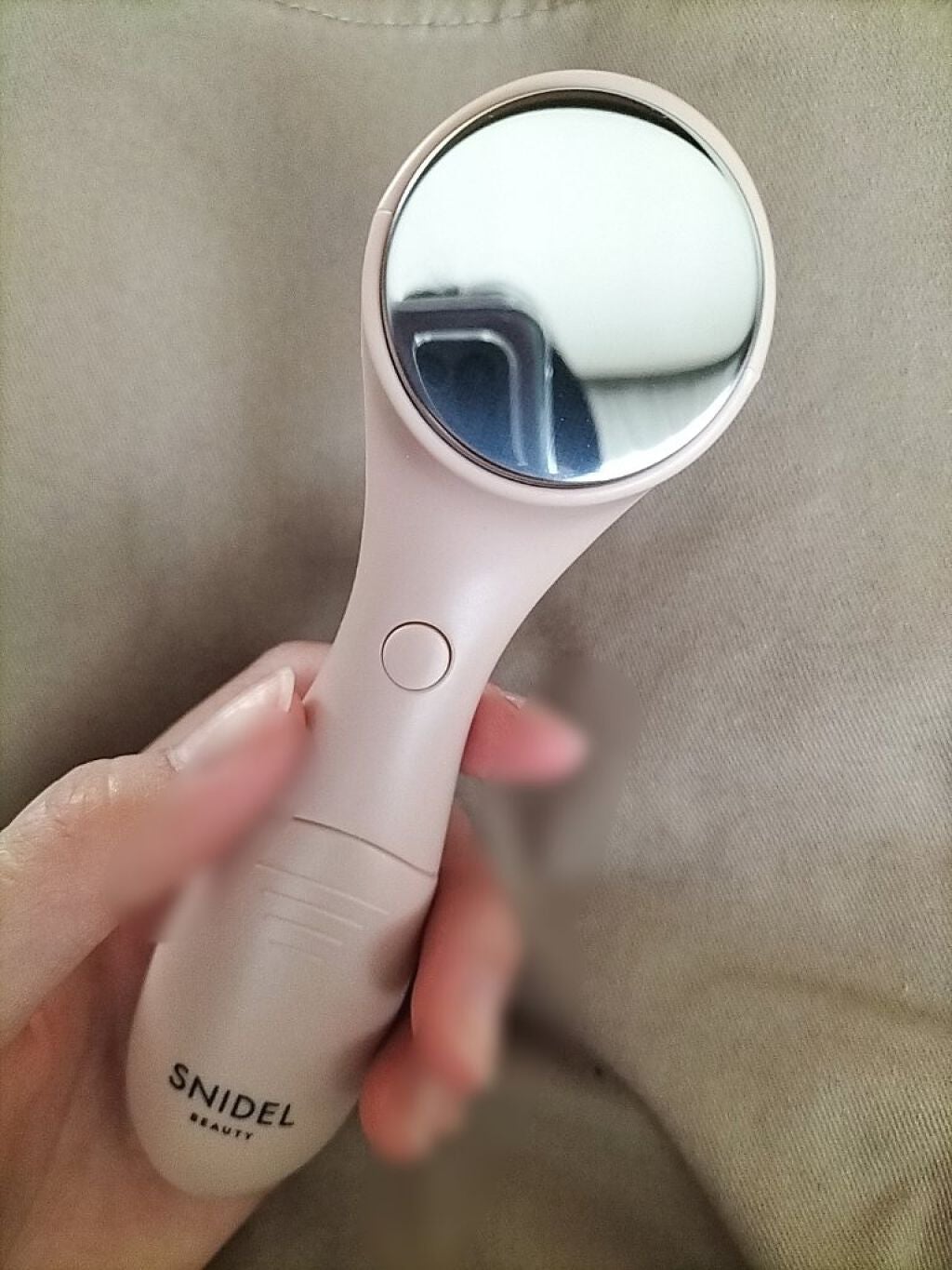 あーちゃん on LIPS 「sweetマイクロカレント美顔器3月10日発売の雑誌sweet..」(3枚目)