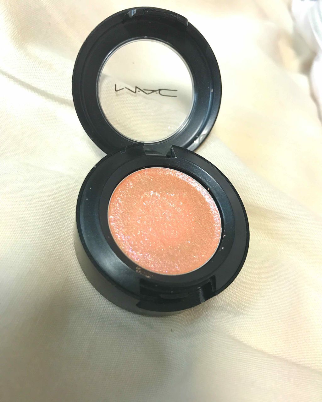 スモール アイシャドウ/M・A・C/単色アイシャドウを使ったクチコミ(1枚目)