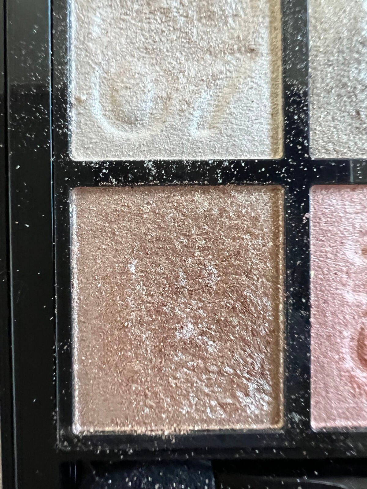 ヴィセ アヴァン シングルアイカラー/Visée/単色アイシャドウを使ったクチコミ(3枚目)