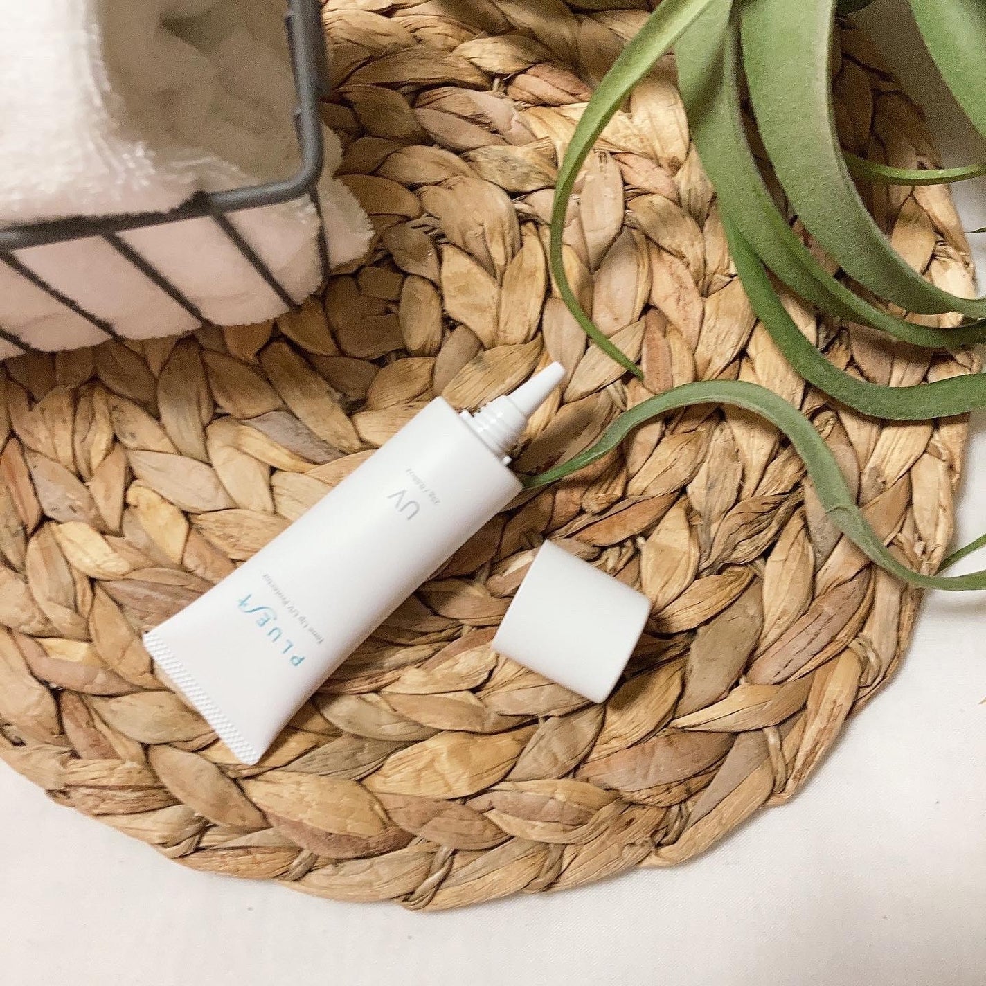 トーンアップUVプロテクター/PLUEST/日焼け止めクリームを使ったクチコミ(4枚目)