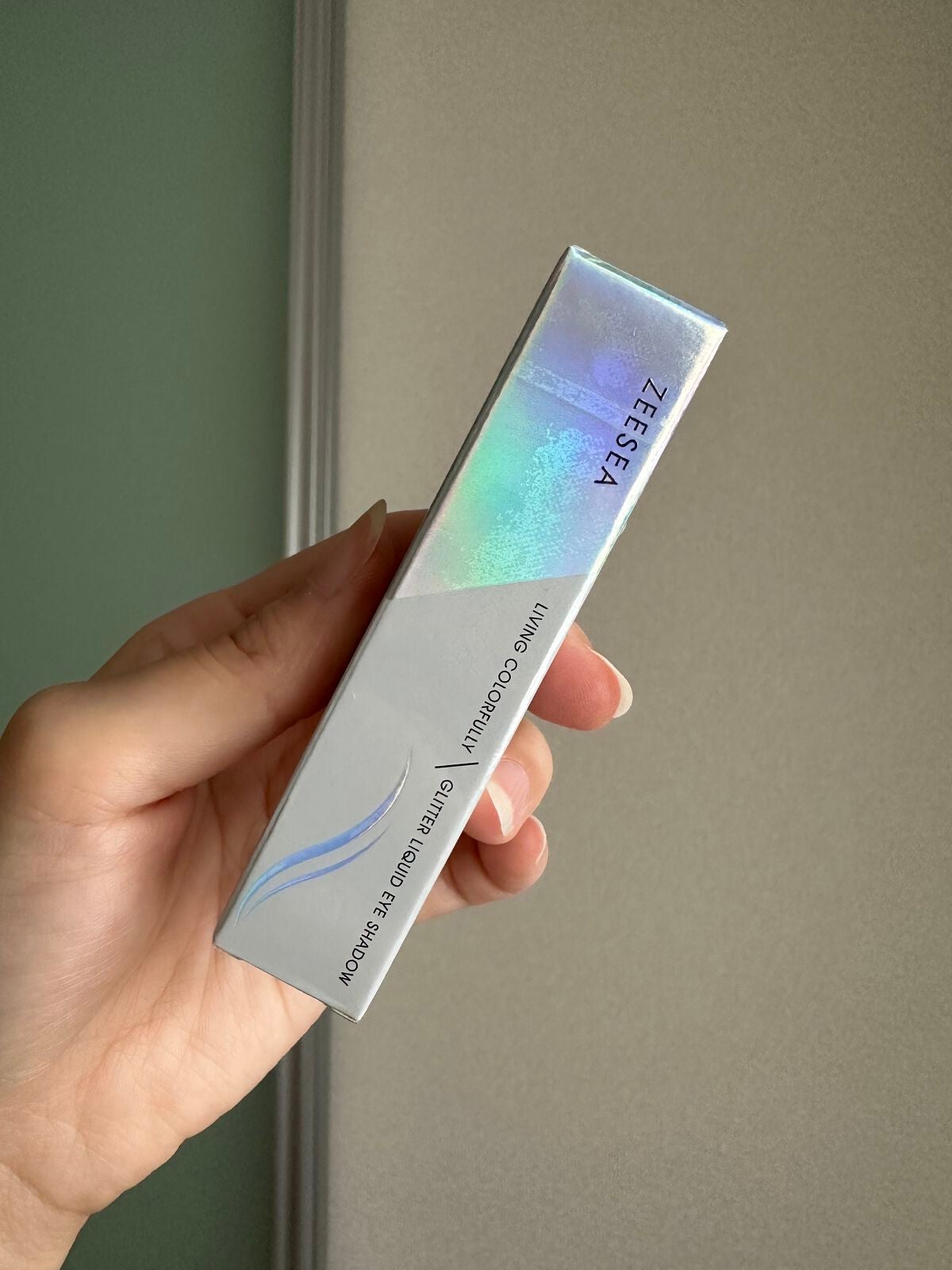 ダイヤモンドシリーズ 星空リキッドアイシャドウ/ZEESEA/リキッドアイシャドウを使ったクチコミ(1枚目)