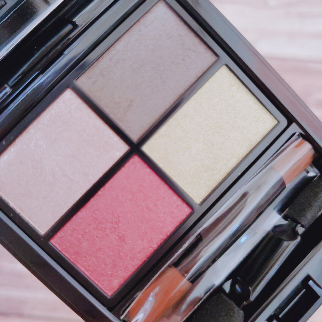 ミネラルクラッシィシャドー/エトヴォス/アイシャドウパレットを使ったクチコミ（3枚目）