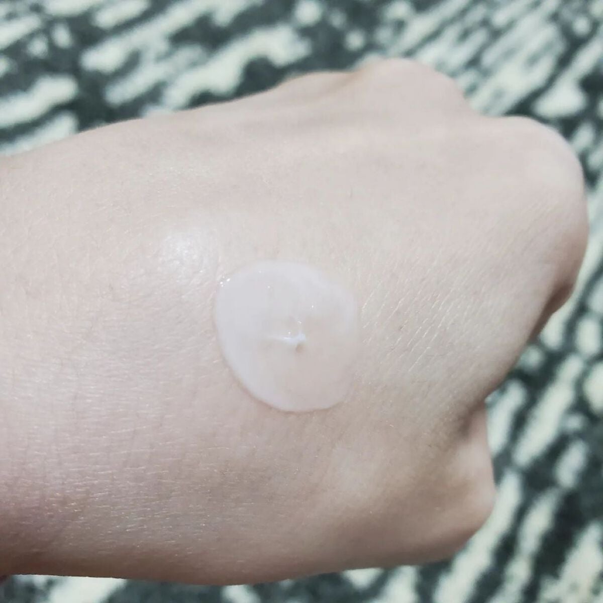 プラセホワイター 薬用美白アイクリーム/明色/アイケア・アイクリームを使ったクチコミ(4枚目)