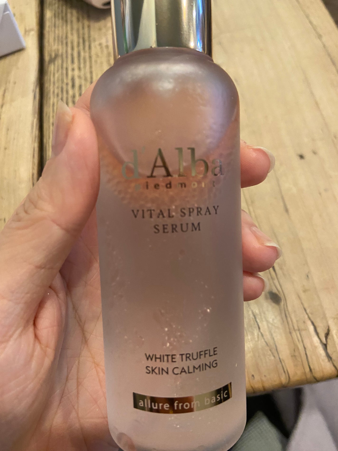 ダルバ ホワイトトリュフバイタルスプレーセラム/ダルバ/ミスト状化粧水を使ったクチコミ(2枚目)