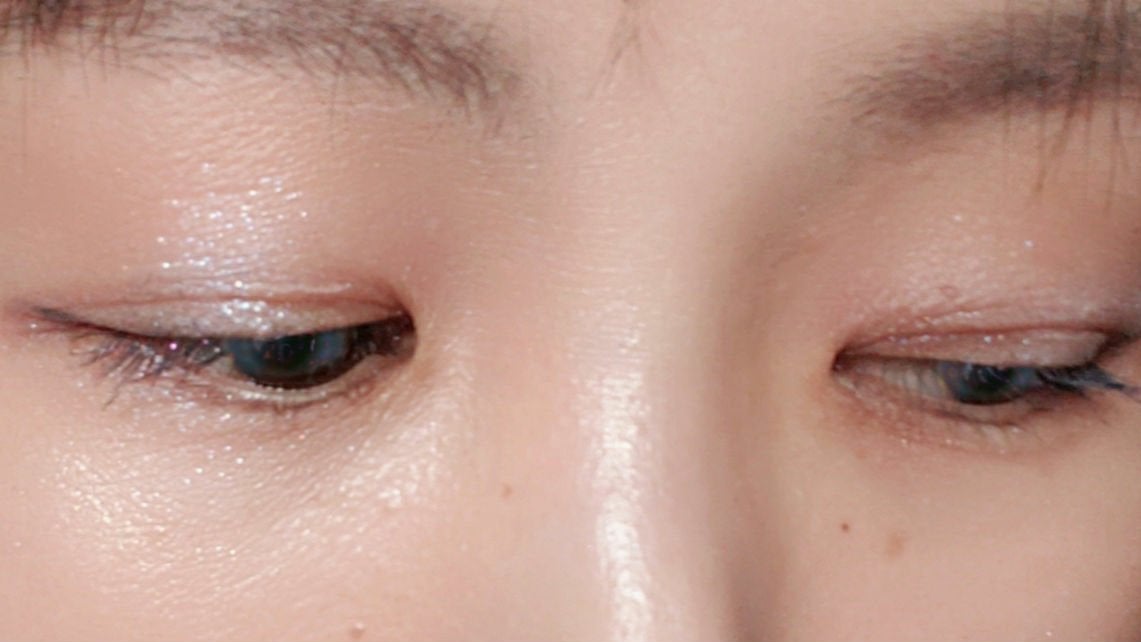 ソフトブラーリングアイパレット/wakemake/アイシャドウパレットを使ったクチコミ(4枚目)