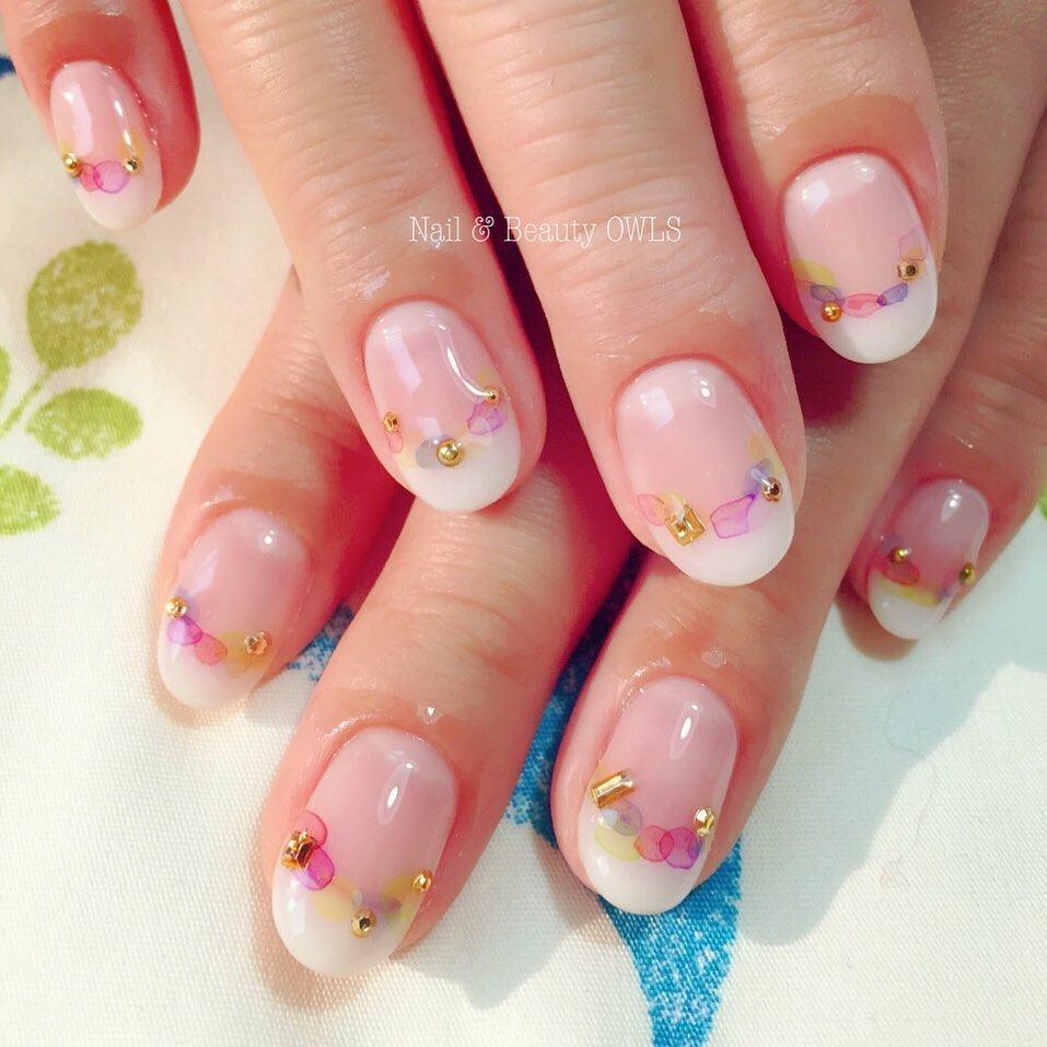 #個性的ネイル,#個性派ネイル,#たらしこみネイル,#カラフルネイル,#ワンカラーシンプルネイル,#シンプルネイル,#美フォルムネイル,#フレンチネイルのネイルデザイン