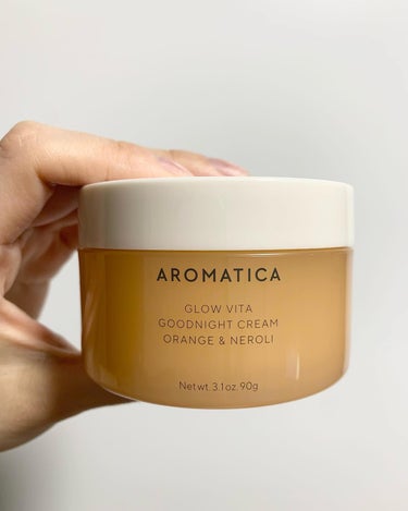 AROMATICA グロービタグッドナイトクリーム オレンジ＆ネロリのクチコミ「なんと、夜寝ている間に美白、保湿、肌のバリアを一気にケアできるの🌙
黄色いジェルタイプでぷるぷ.....」（1枚目）