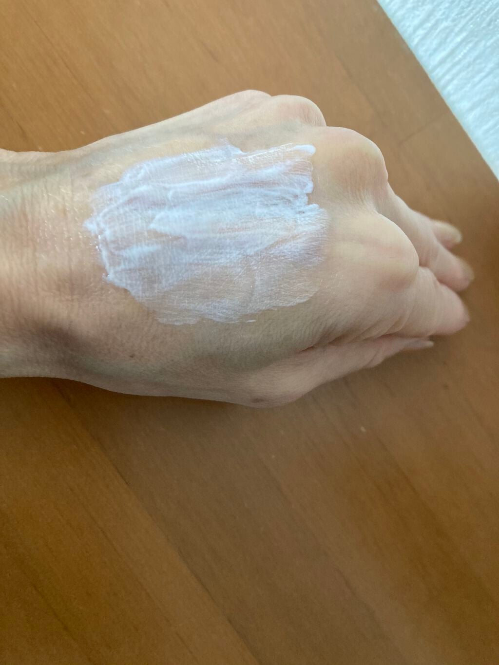 光プロテクション/エクイタンス/日焼け止めクリームを使ったクチコミ(4枚目)