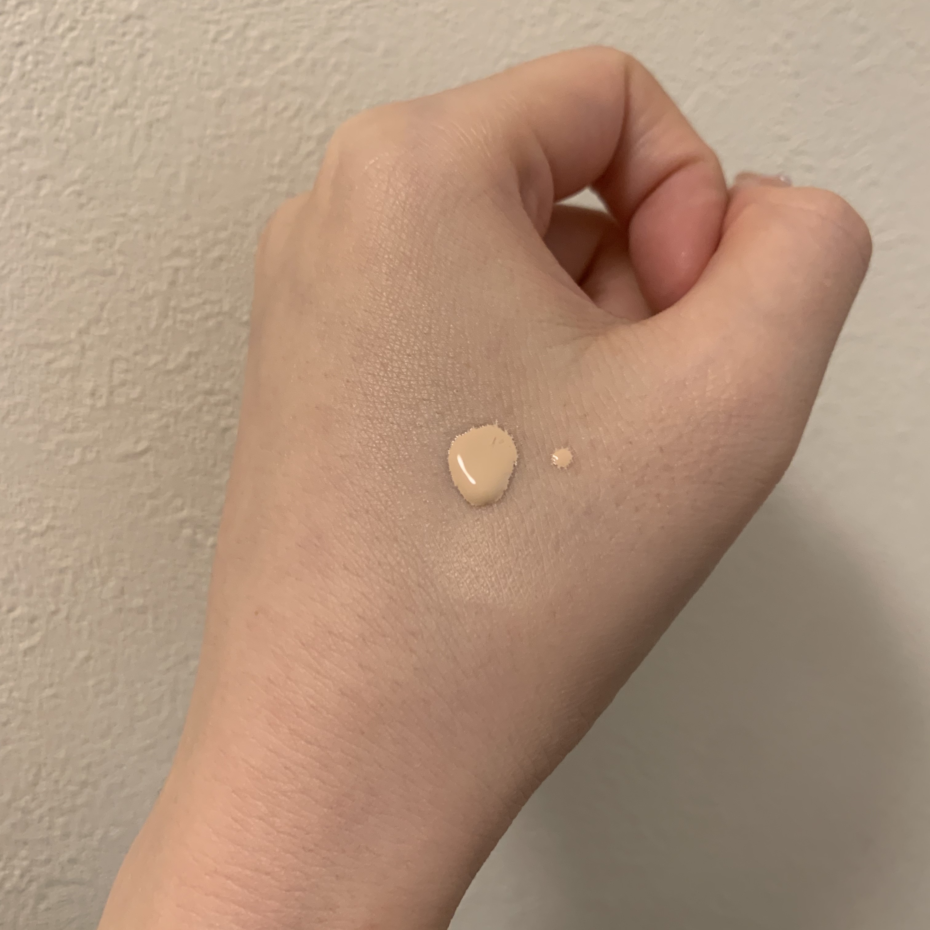 フィーファンデーションガラス/fwee/リキッドファンデーションを使ったクチコミ（2枚目）