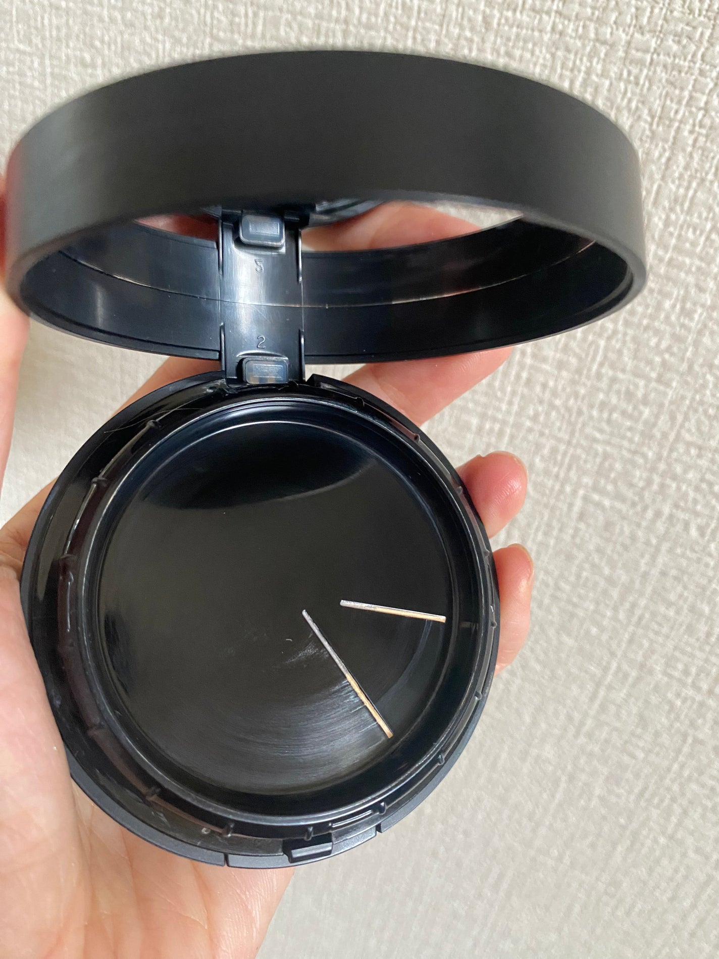 NNEグラインディングファンデーション/NNE/その他ファンデーションを使ったクチコミ(2枚目)