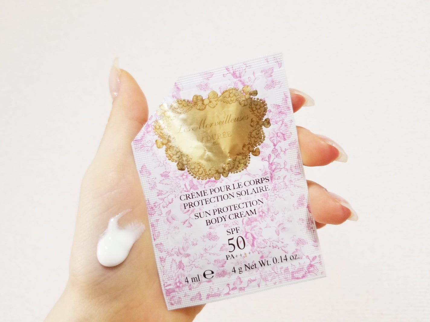 サンプロテクション ボディクリーム/レ・メルヴェイユーズ ラデュレ/日焼け止めクリームを使ったクチコミ(1枚目)