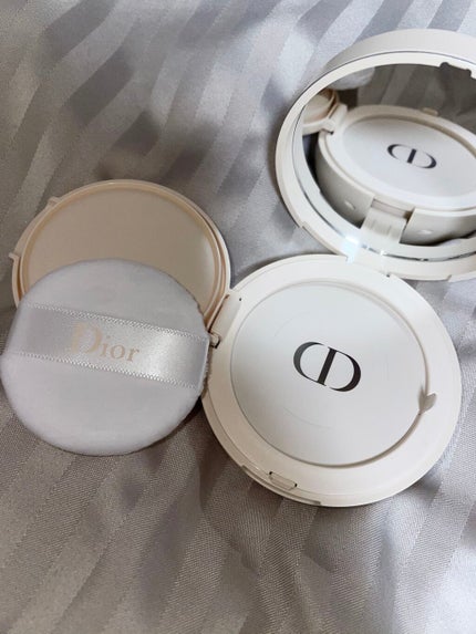 ディオールスキン フォーエヴァー クッション パウダー/Dior/ルースパウダーを使ったクチコミ(3枚目)