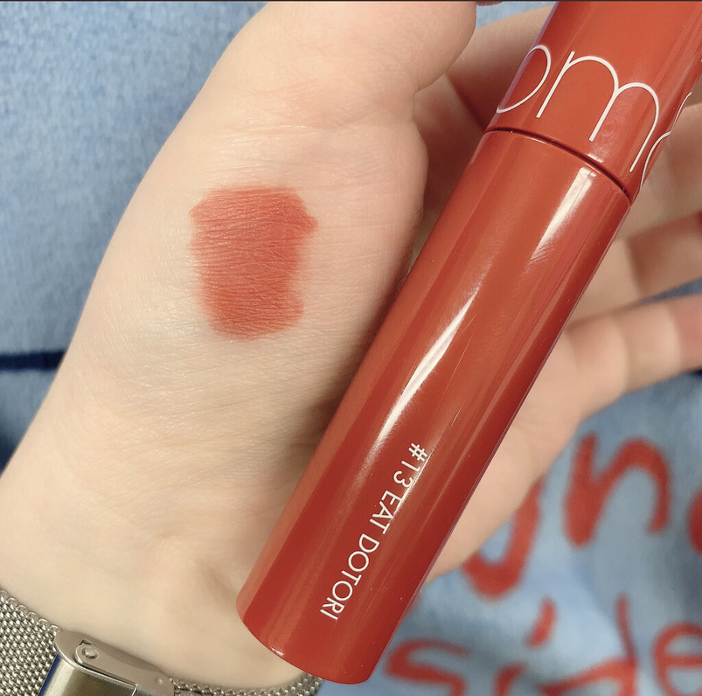 ジューシーラスティングティント/rom&nd/リップティントを使ったクチコミ（3枚目）