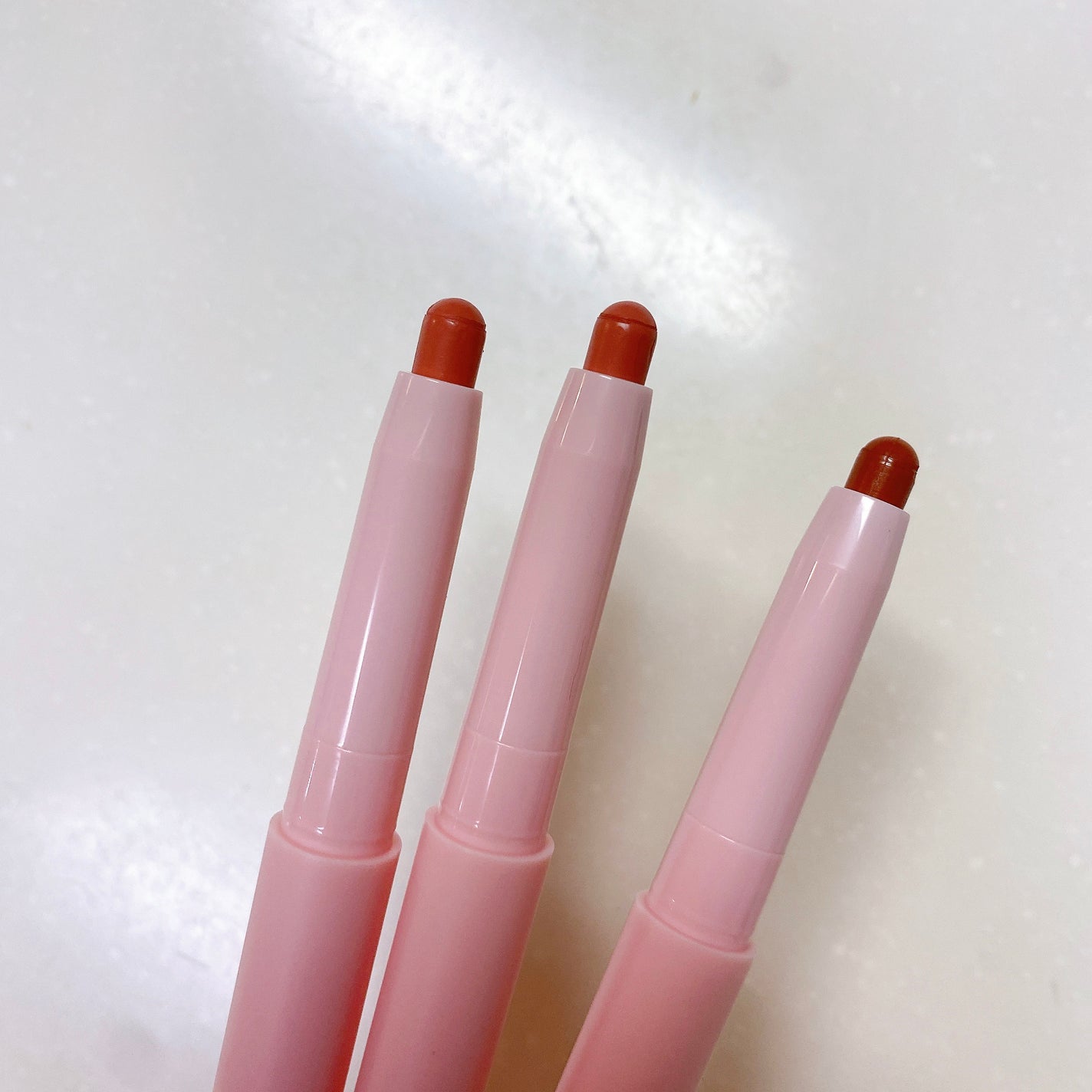 オーバーフィット リップペンシル/MAD PEACH/リップライナーを使ったクチコミ(2枚目)