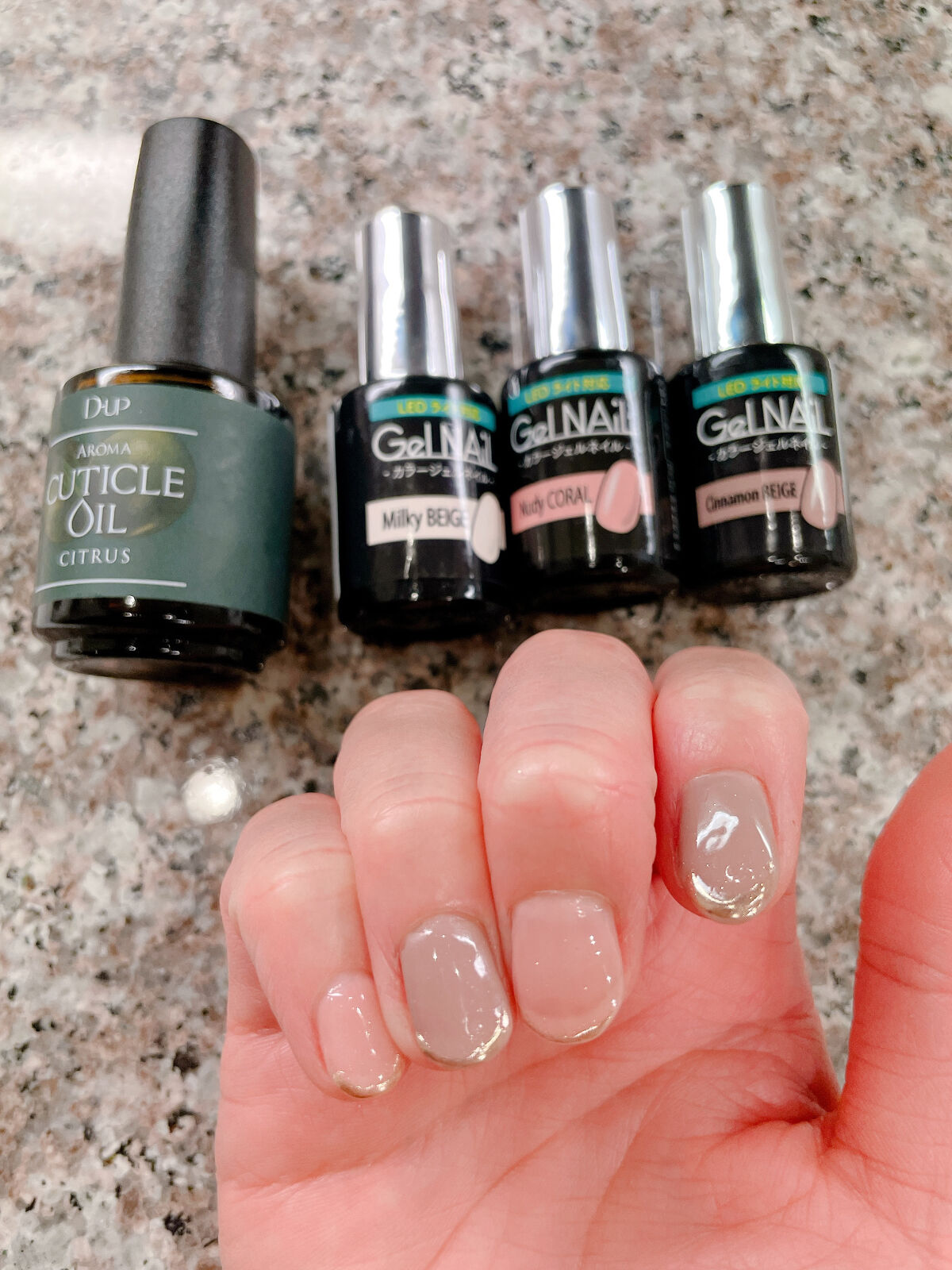 ジェルネイル（ライト対応）/セリア/ジェルネイルを使ったクチコミ（2枚目）