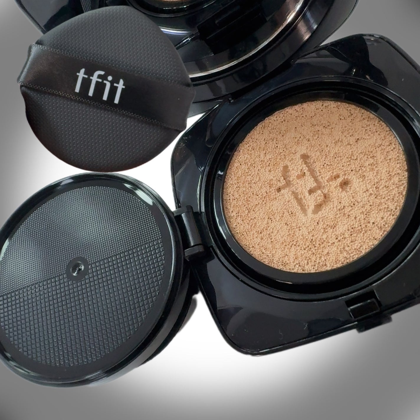 レイヤリングフィット グロークッションEX/TFIT/クッションファンデーションを使ったクチコミ(5枚目)