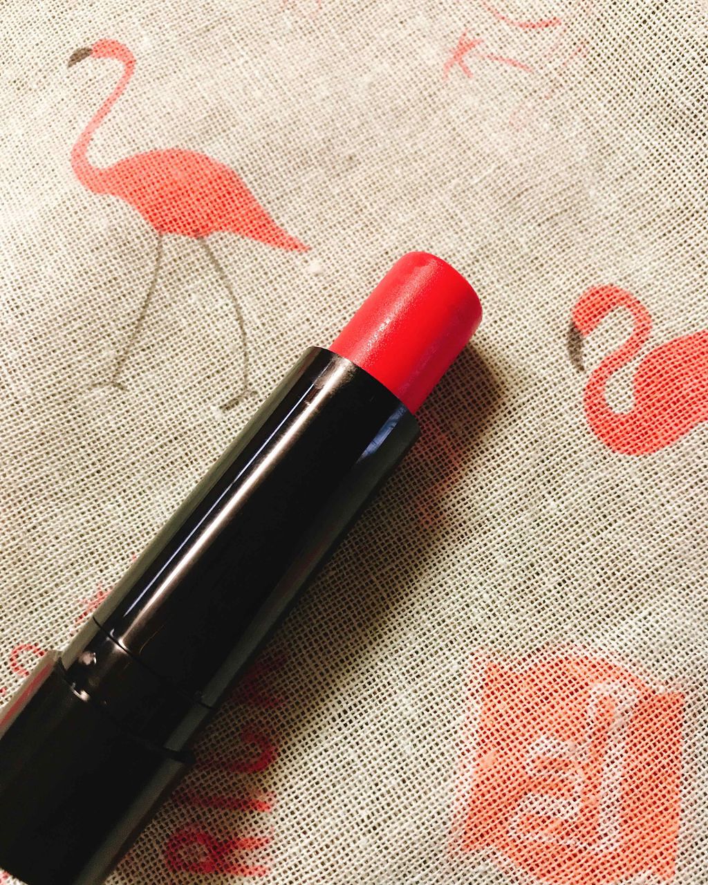 リップクリーム エレクトロポップ/MAYBELLINE NEW YORK/リップケアを使ったクチコミ（2枚目）