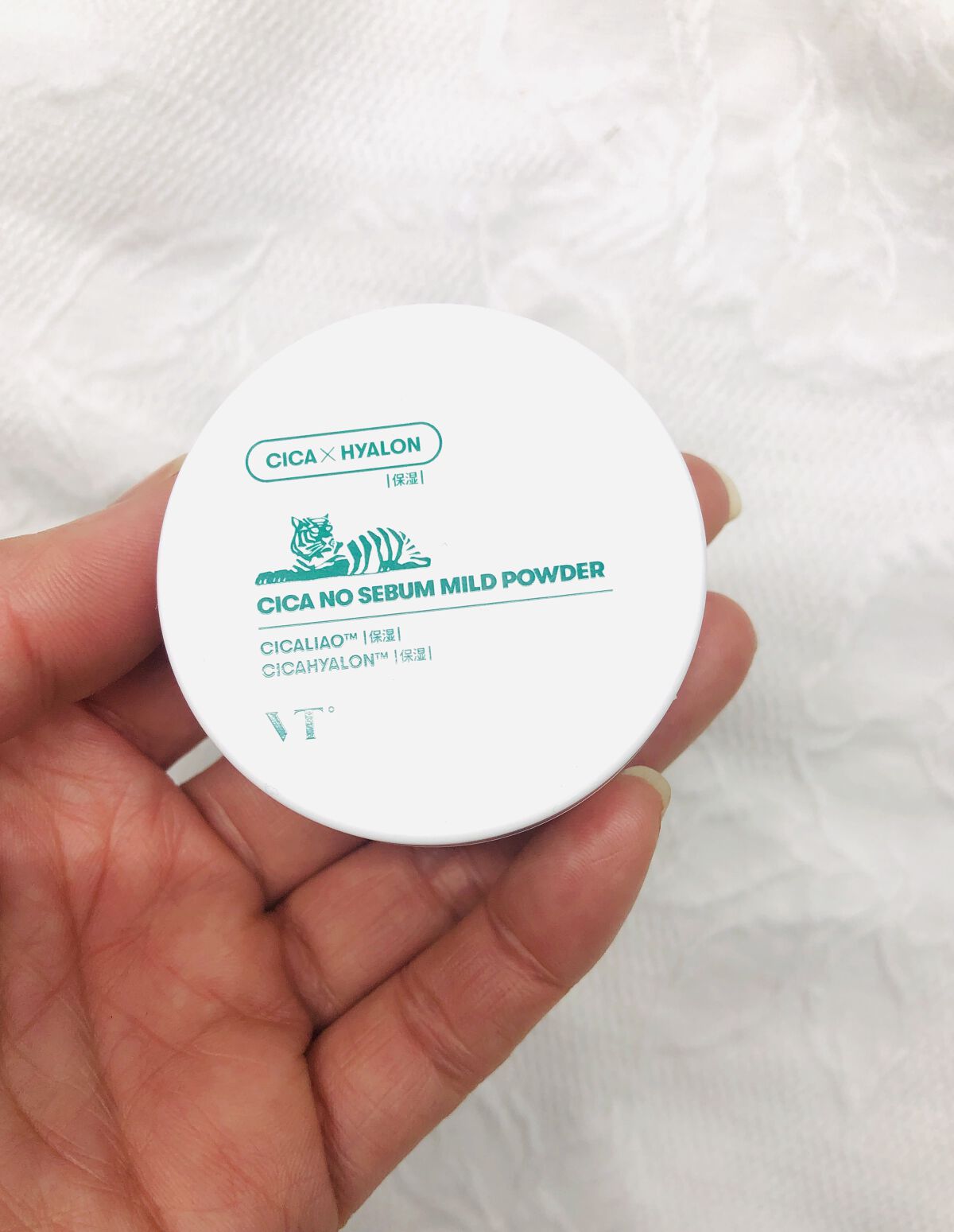 CICA ノーセバム マイルドパウダー/VT/ルースパウダーを使ったクチコミ（1枚目）