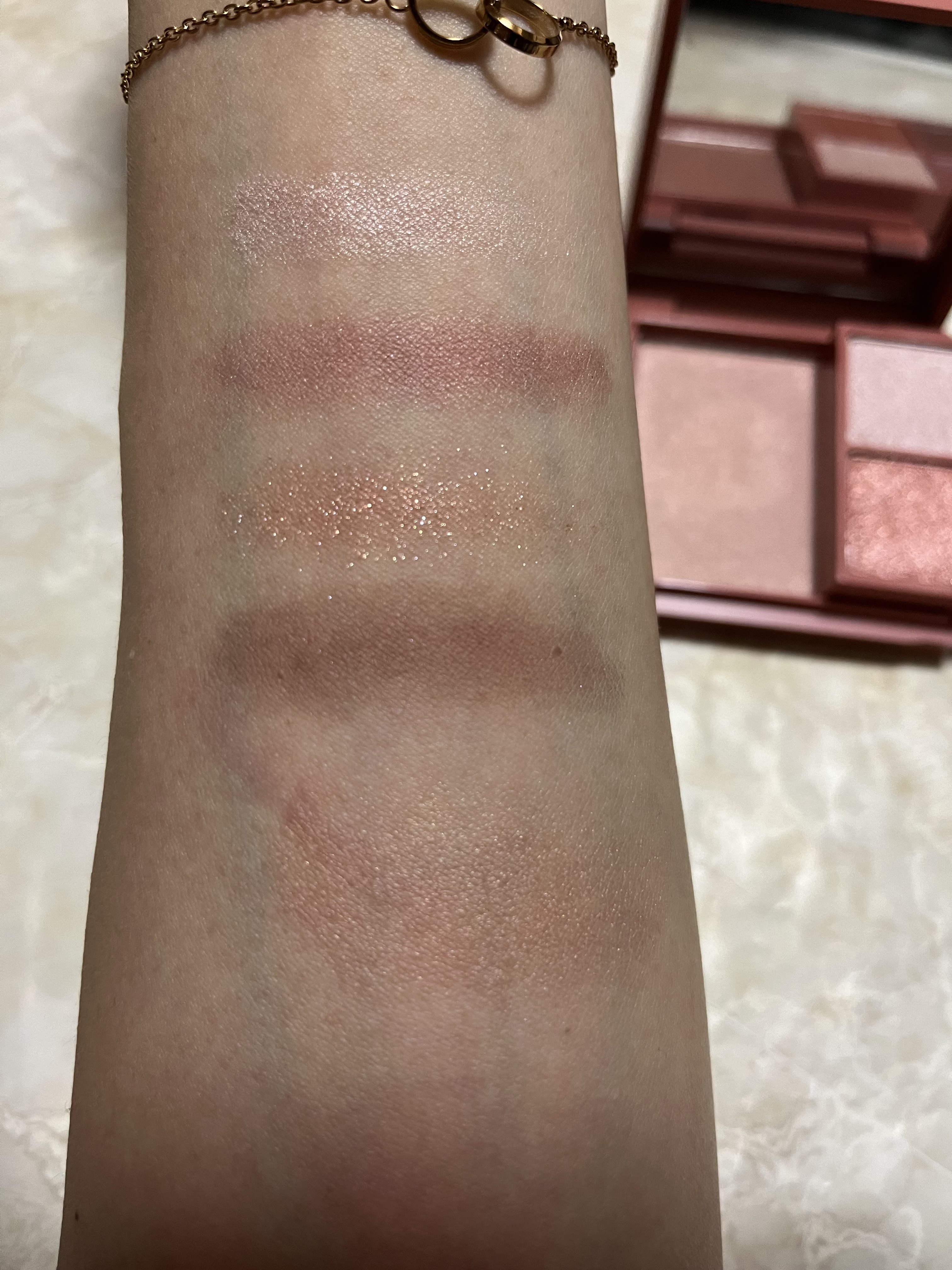 テディ テイクオーバー アイ & フェイスパレット ライト/M・A・C/アイシャドウパレットを使ったクチコミ（2枚目）