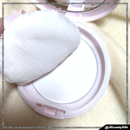 薬用 スキンケア パウダー/アクネオ/プレストパウダーを使ったクチコミ(4枚目)