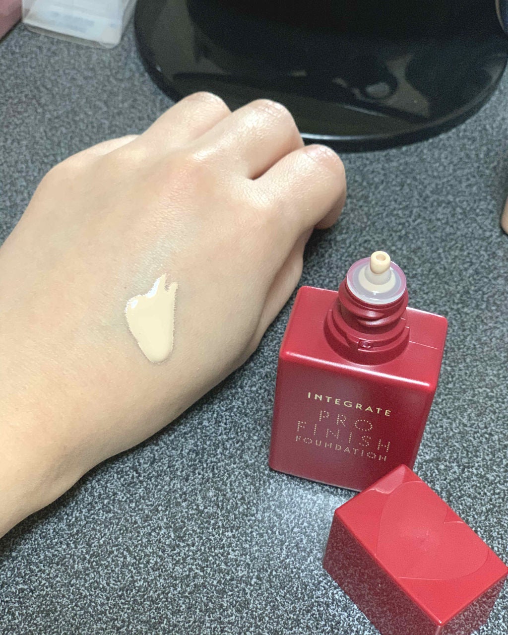 プロフィニッシュリキッド/インテグレート/リキッドファンデーションを使ったクチコミ(2枚目)