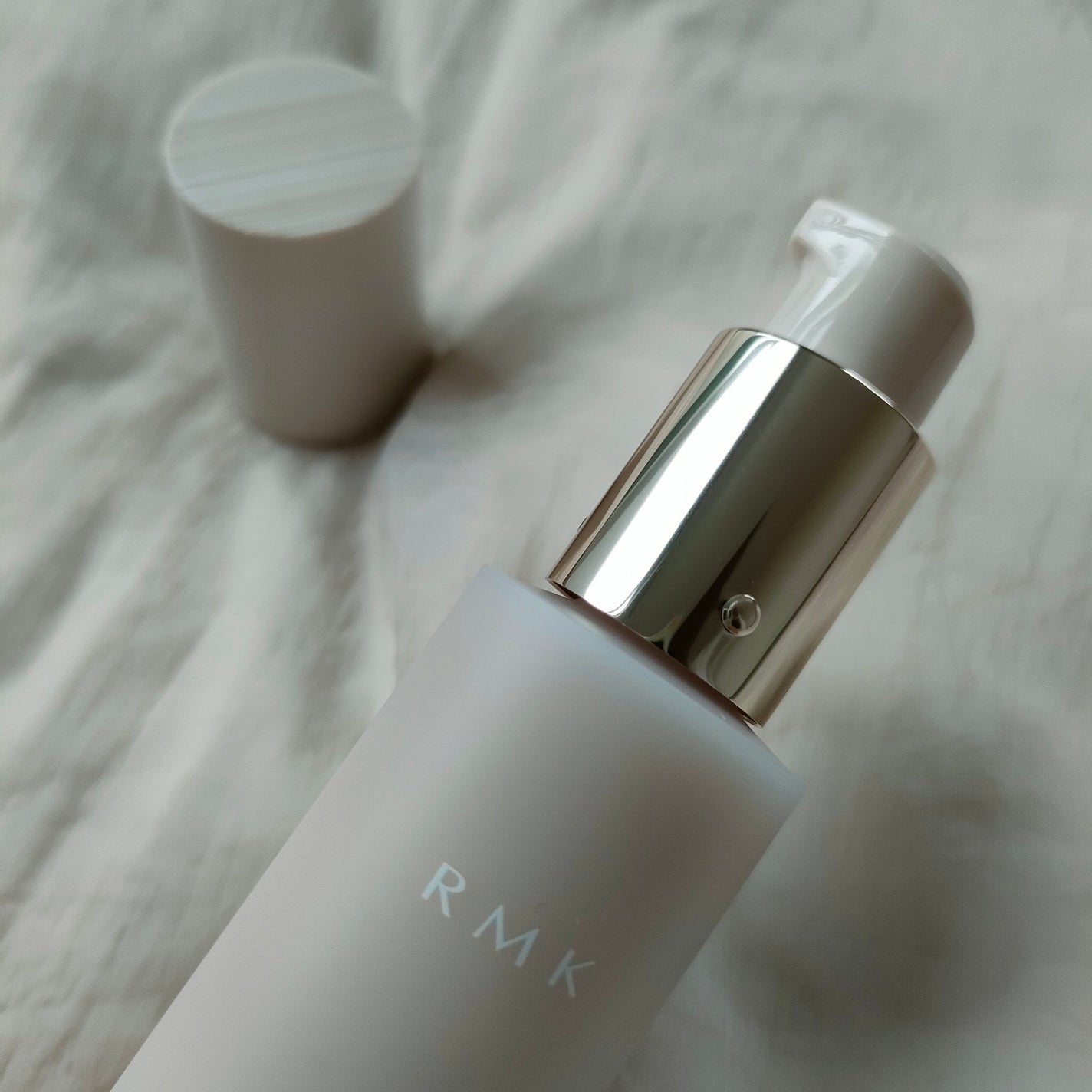 RMK ラスティング ジェルクリーミィファンデーション/RMK/クリーム・エマルジョンファンデーションを使ったクチコミ(2枚目)
