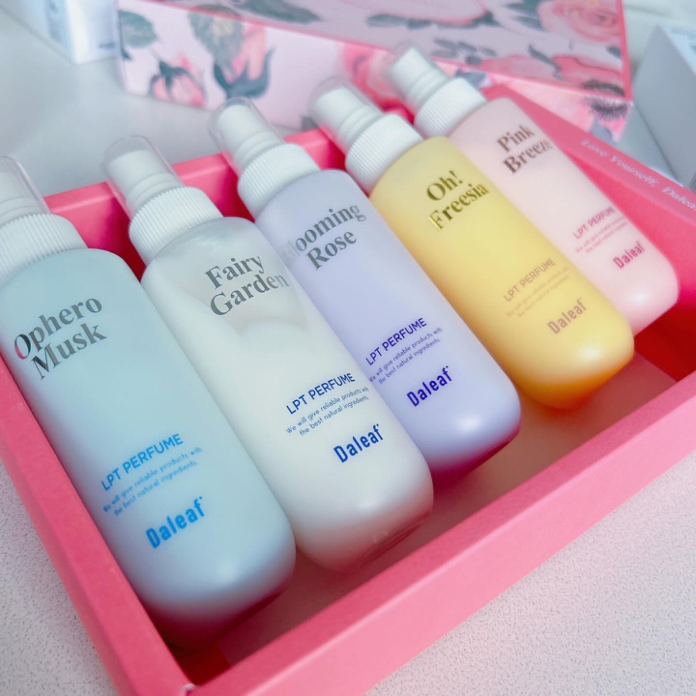 パフュームヘアパックインミスト Pink Breeze/Daleaf/アウトバストリートメントを使ったクチコミ(2枚目)