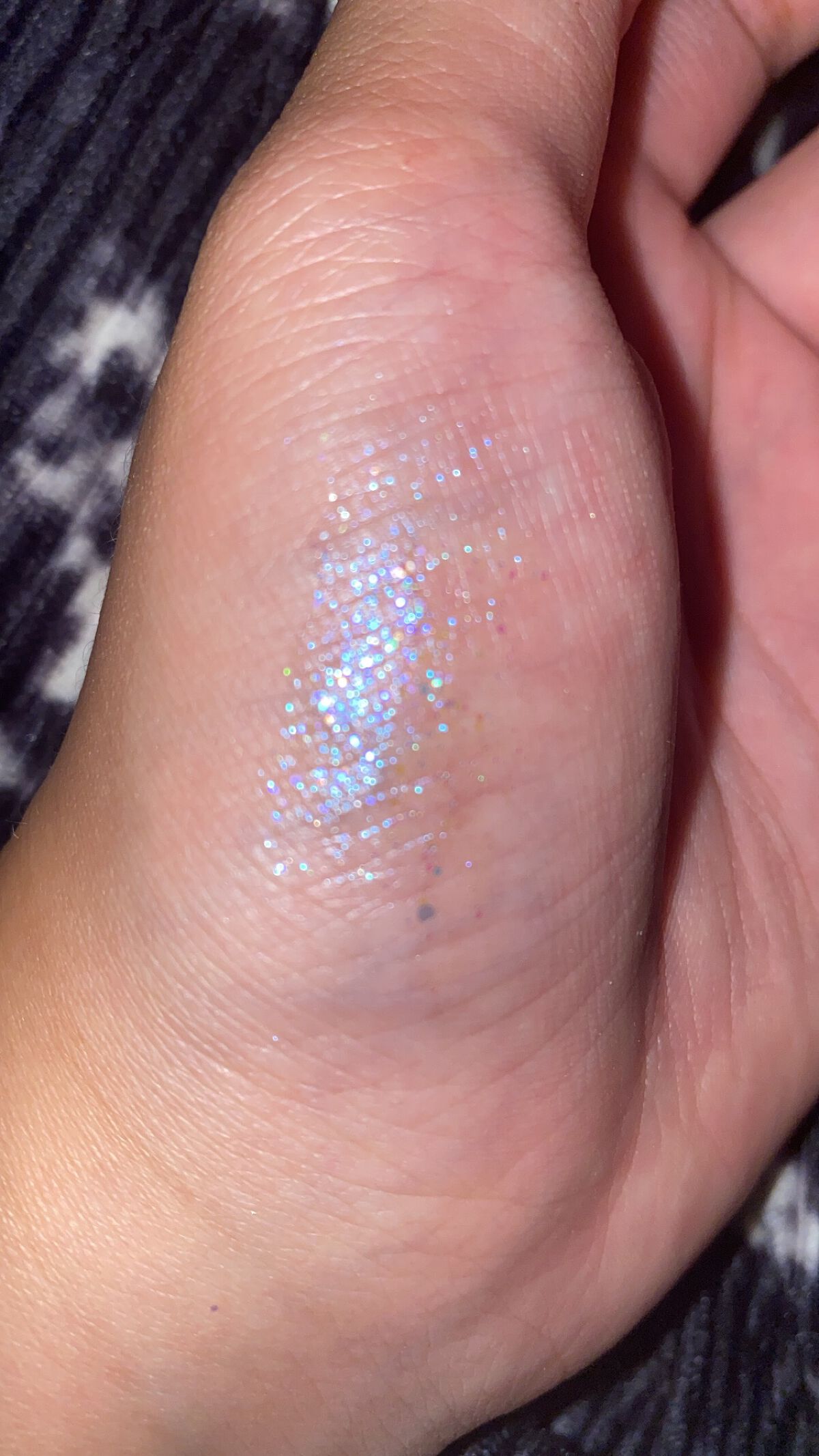 リキッド グリッター シャドウ/rom&nd/グリッターを使ったクチコミ（2枚目）