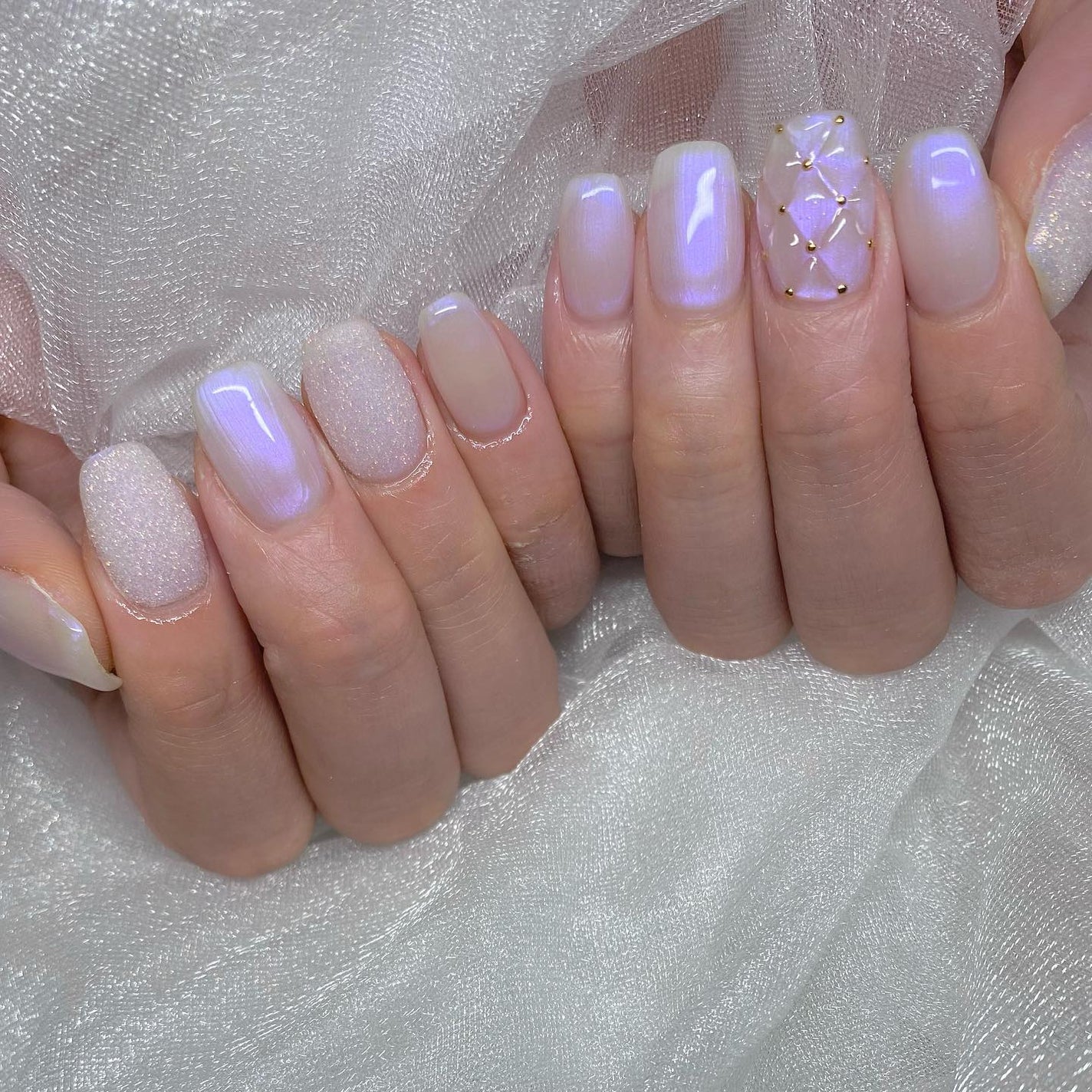 kanna on LIPS 「・・・オーロラホワイトベースでシュガーとキルティング👑✨シンプ..」(2枚目)